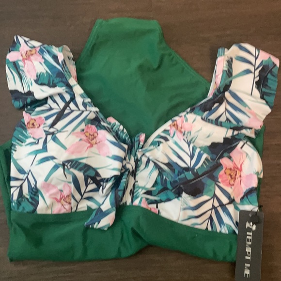 Bathing - Picture 3 of 3